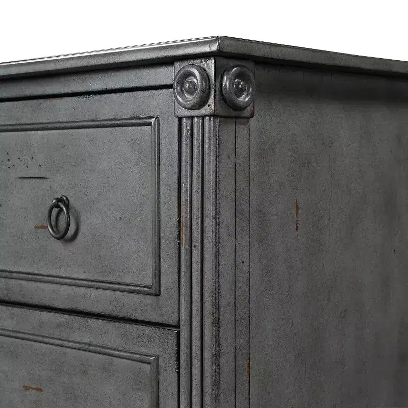 Commode traditionnelle 4 tiroirs Latimer - HOMES: Inside + Out