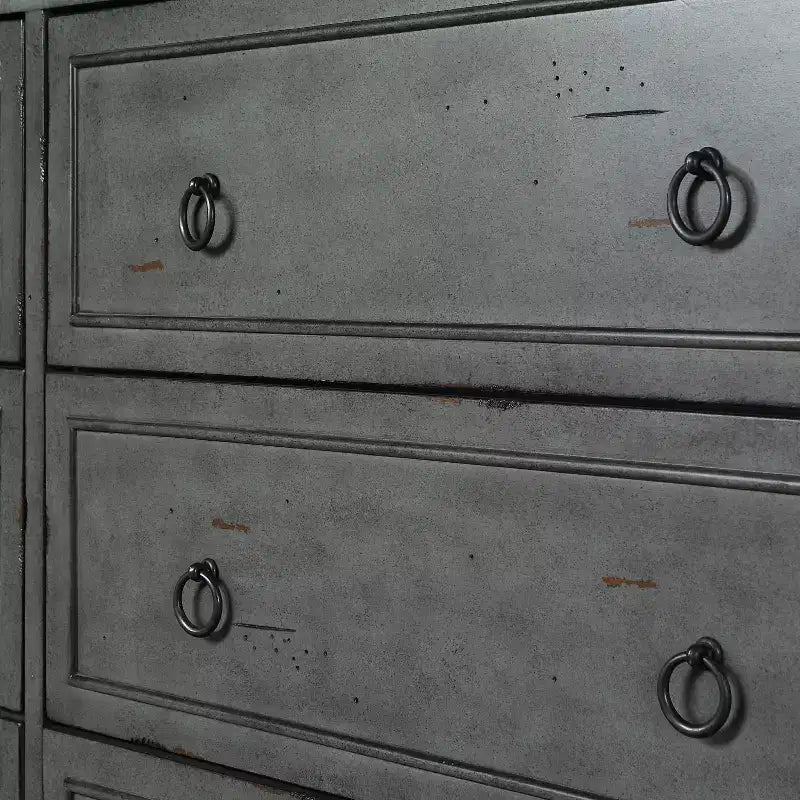 Commode traditionnelle 4 tiroirs Latimer - HOMES: Inside + Out