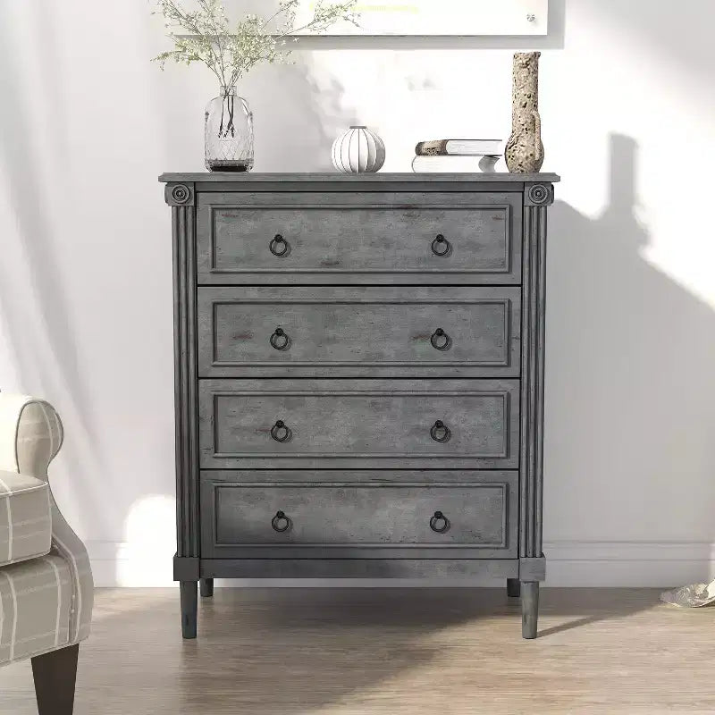 Commode traditionnelle 4 tiroirs Latimer - HOMES: Inside + Out