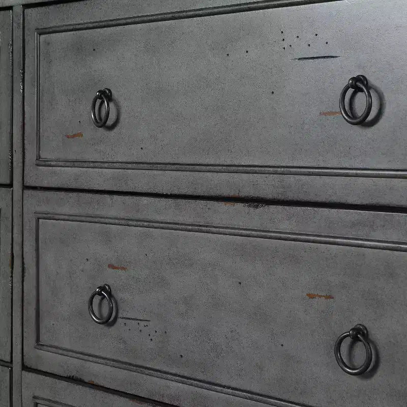 Commode traditionnelle 4 tiroirs Latimer - HOMES: Inside + Out