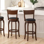 Tabouret de bar pivotant Merrick Lane 30 en bois classique à dossier ouvert avec siège rembourré et repose-pieds intégré