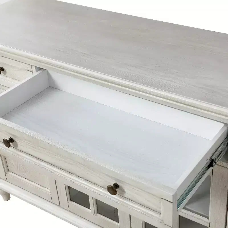 Nikolaj Buffet traditionnel 3 tiroirs de 147 cm de large avec pieds en bois massif | KARAT HOME