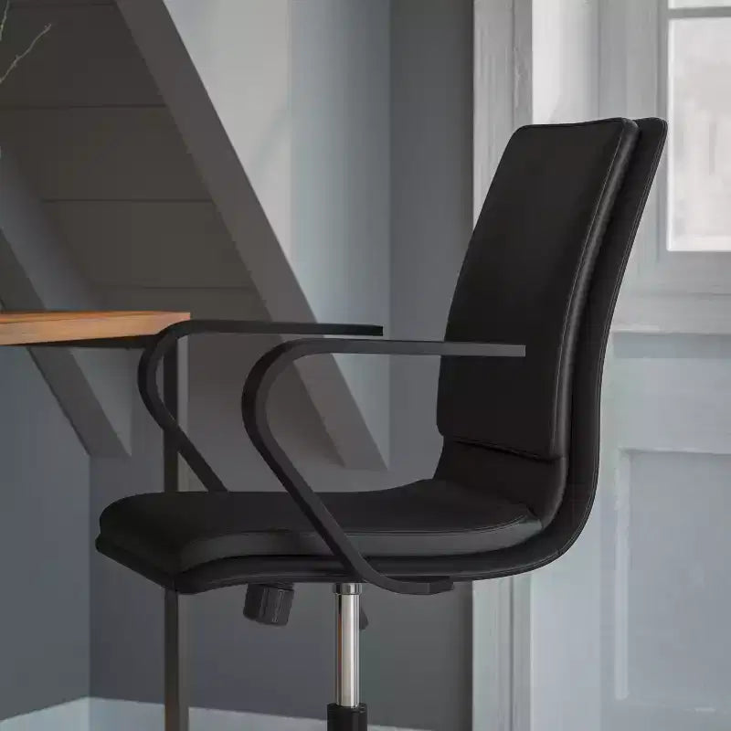 Fauteuil de bureau de direction rembourré Flash Furniture James à dossier mi-haut avec piètement et accoudoirs en métal brossé