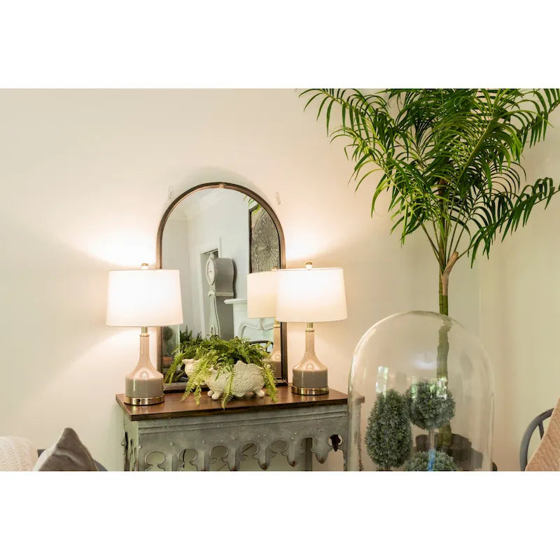 Table basse Glam dorée en métal avec plateau en verre et étagère miroir – Salon moderne