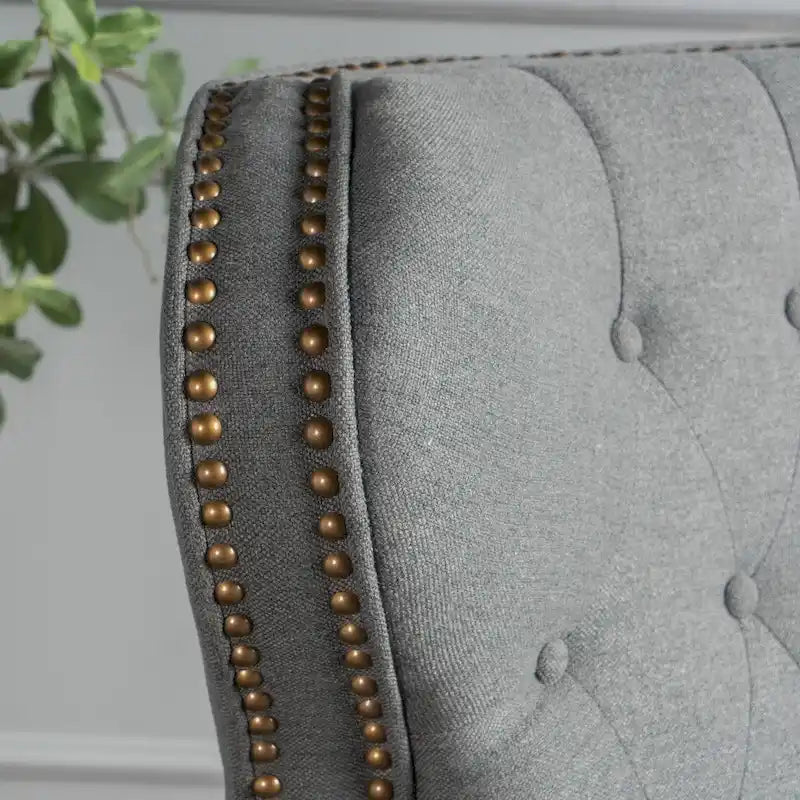 Fauteuil inclinable en tissu clouté capitonné – Cadre en bouleau, capacité de 136 kg