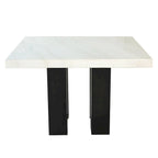 Table à manger carrée de 54 po – Plateau en marbre blanc, pieds poteaux espresso, 9 places